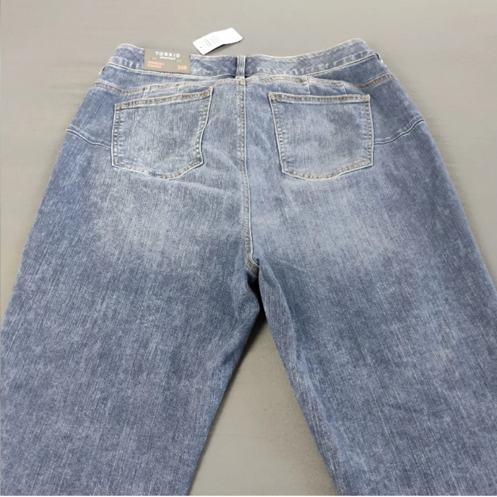 Torrid Feel The Fit Bombshell Straight Jeans Womens 20R  Premium Strech NEW $95 - Picture 13 of 16
